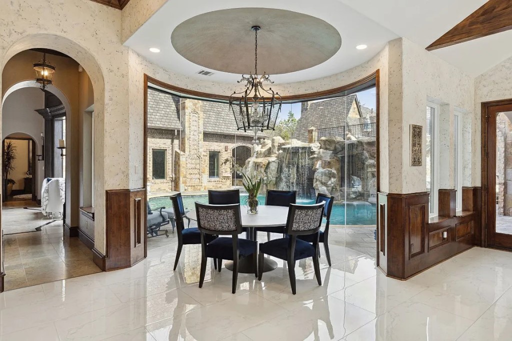 1161 La Mirada Southlake TX 76092 5