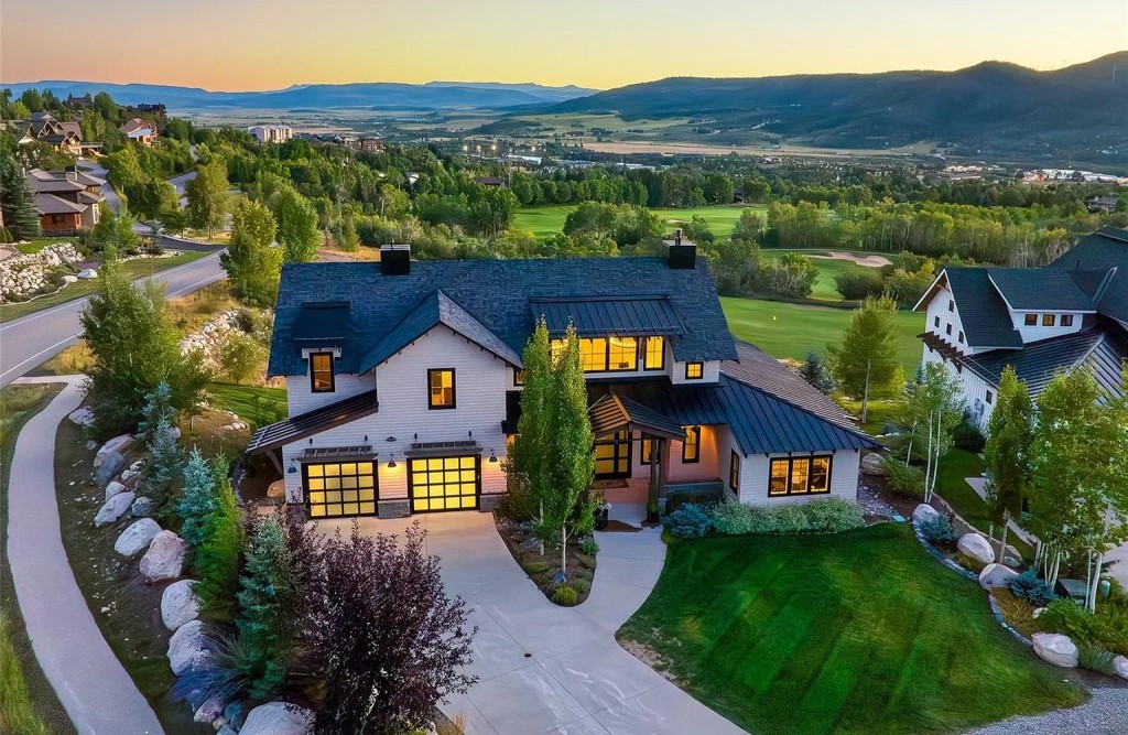 1305 Clubhouse Circle Steamboat Springs CO 80487 23