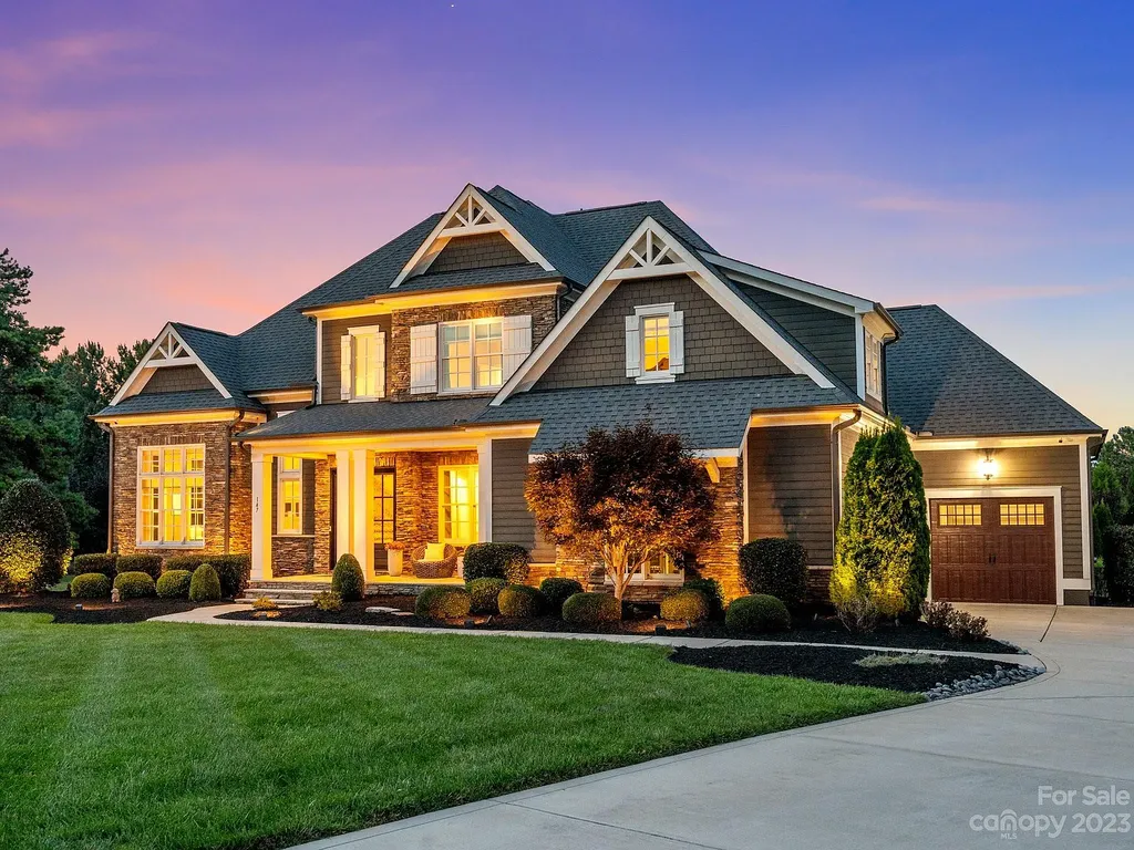 147 Torrence Chapel Road Home in Mooresville, North Carolina. Prepare to be amazed by this award-winning home designed and built by Arthur Rutenberg Homes. Set on over an acre of meticulously landscaped land, this stunning residence is a true masterpiece that you won't want to miss.