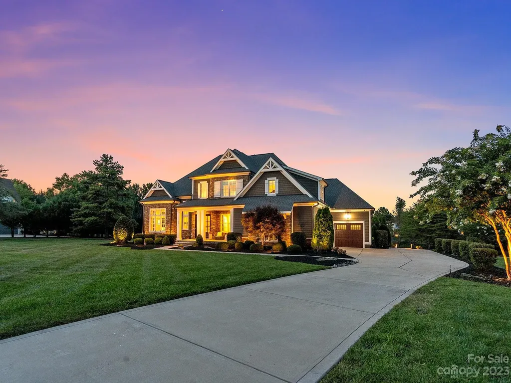 147 Torrence Chapel Road Home in Mooresville, North Carolina. Prepare to be amazed by this award-winning home designed and built by Arthur Rutenberg Homes. Set on over an acre of meticulously landscaped land, this stunning residence is a true masterpiece that you won't want to miss.