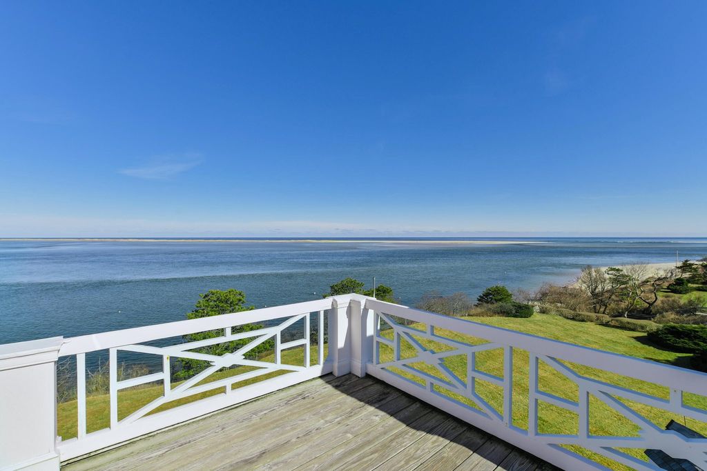 $15.3 Million Oceanfront Estate in North Chatham, Massachusetts Blends Classic Architecture with Modern Luxury