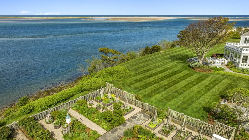 $15.3 Million Oceanfront Estate in North Chatham, Massachusetts Blends Classic Architecture with Modern Luxury