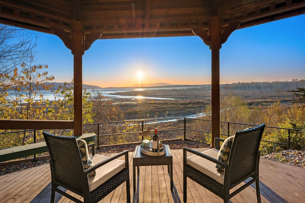 $2.88 Million Home in Washington's San Juan Islands Showcases Artisanal Elegance and Captivating Views