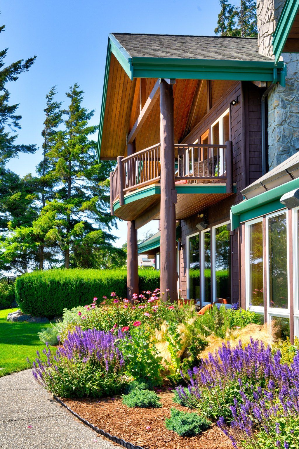 $2.88 Million Home in Washington's San Juan Islands Showcases Artisanal Elegance and Captivating Views