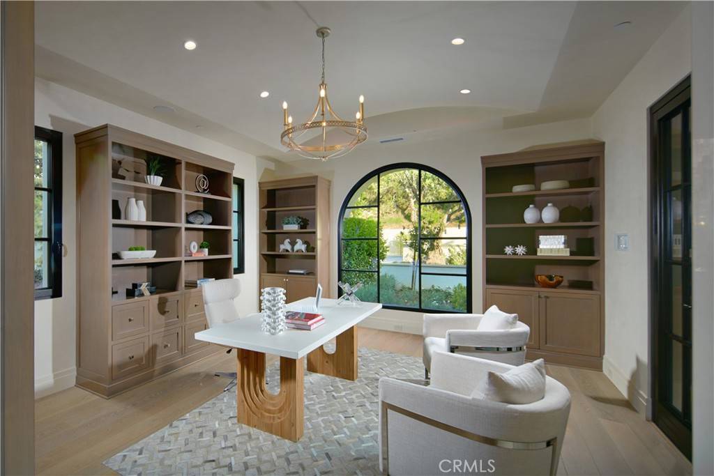 3 Del Mar Home in Newport Beach, California. Nestled behind double gates in the esteemed Estate Collection at Crystal Cove, this brand-new custom home (completed in 2023) graces one of Newport Coast's most coveted streets. Drawing inspiration from classic northern Italian villas, this grand residence offers breathtaking vistas of the Pacific Ocean, Pelican Hill Golf Course, Newport Harbor, verdant canyons, and stunning sunsets. 