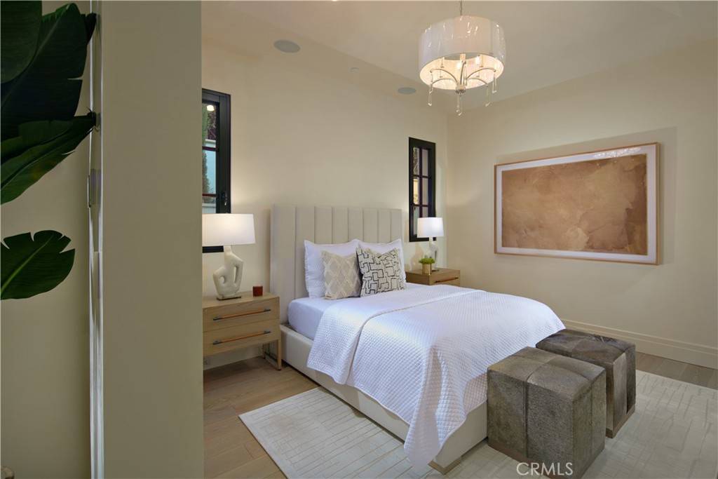 3 Del Mar Home in Newport Beach, California. Nestled behind double gates in the esteemed Estate Collection at Crystal Cove, this brand-new custom home (completed in 2023) graces one of Newport Coast's most coveted streets. Drawing inspiration from classic northern Italian villas, this grand residence offers breathtaking vistas of the Pacific Ocean, Pelican Hill Golf Course, Newport Harbor, verdant canyons, and stunning sunsets. 