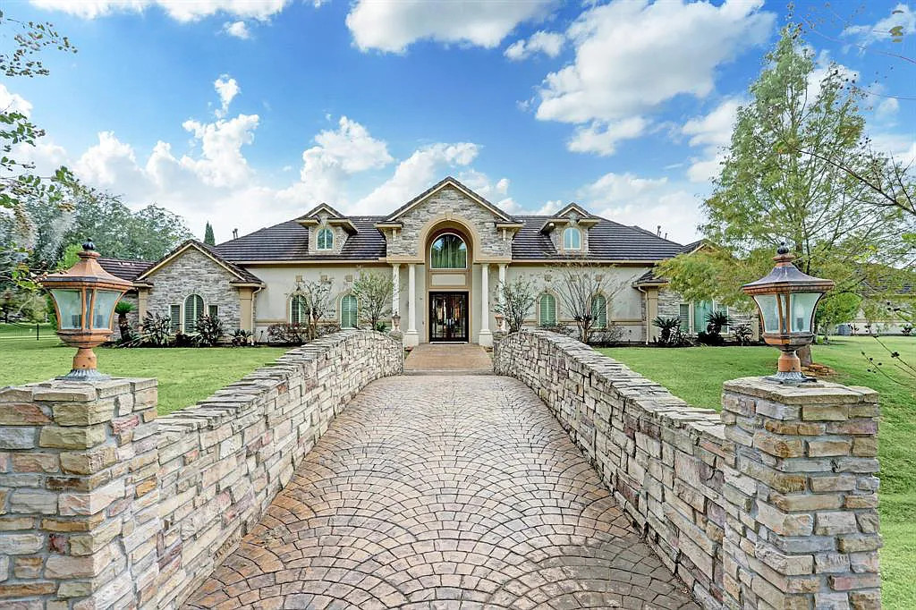 33203 W Haddon Ct Weston Lakes TX 77441 11