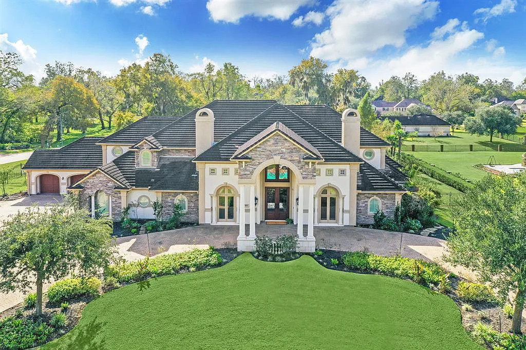 33203 W Haddon Ct Weston Lakes TX 77441 24