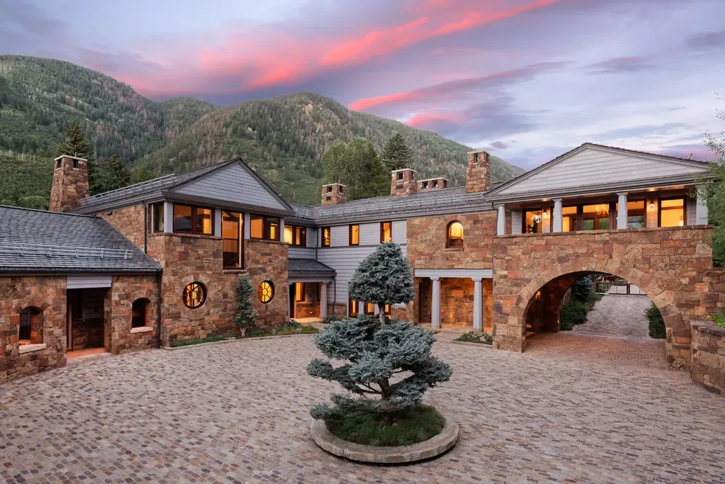 41 Popcorn Lane Home in Aspen, Colorado. Discover a truly remarkable property nestled in the heart of Aspen, where the Roaring Fork River flows just steps from your door. This unique estate, comprised of 41 Popcorn Lane and 100 Difficult Lane, offers an unbeatable combination of location, luxurious living, and stunning natural beauty.