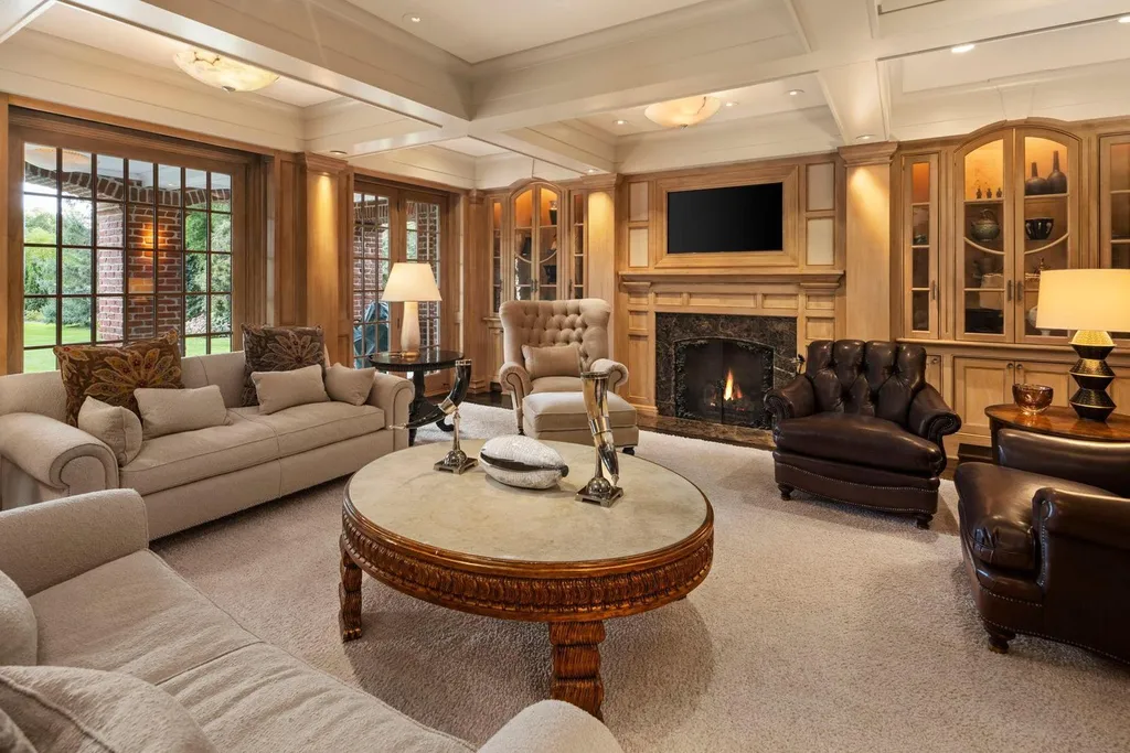 5805 Mait Lane Home in Edina, Minnesota. This stunning Rolling Green home, designed by Steiner & Koppelman and tastefully remodeled by TEA2 Design, offers high ceilings, meticulous attention to detail, and breathtaking south-facing views.