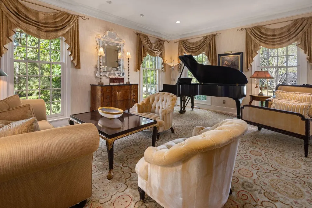 5805 Mait Lane Home in Edina, Minnesota. This stunning Rolling Green home, designed by Steiner & Koppelman and tastefully remodeled by TEA2 Design, offers high ceilings, meticulous attention to detail, and breathtaking south-facing views.