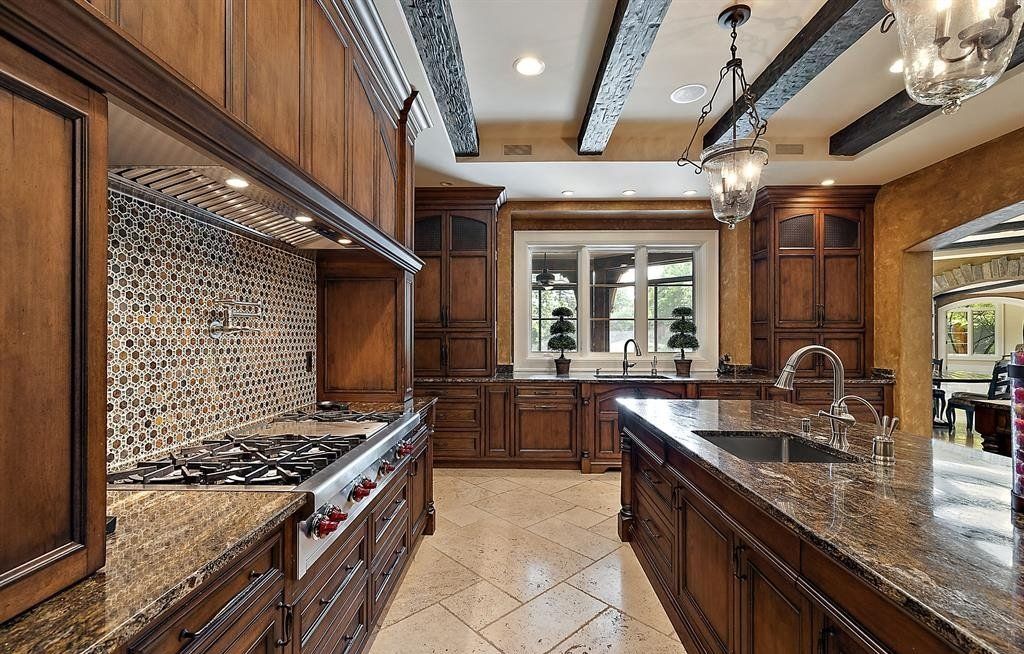 An Entertainment Oasis in Franklin, Michigan: Spectacular Estate on the Market for $6.99 Million