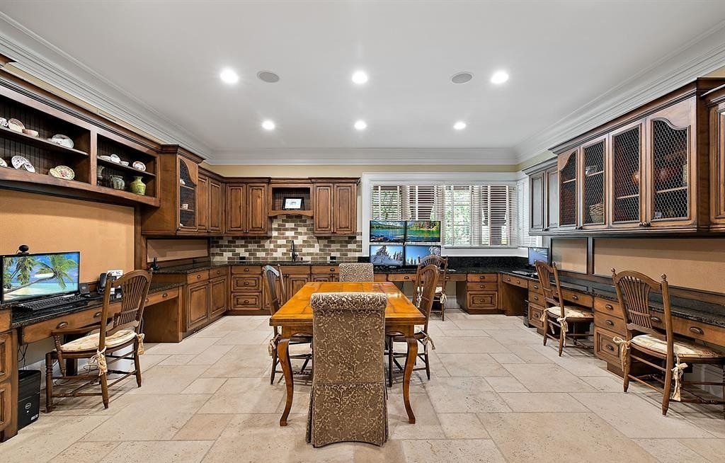 An Entertainment Oasis in Franklin, Michigan: Spectacular Estate on the Market for $6.99 Million