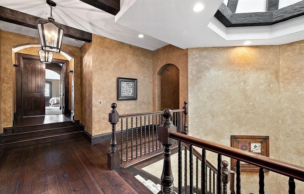 An Entertainment Oasis in Franklin, Michigan: Spectacular Estate on the Market for $6.99 Million
