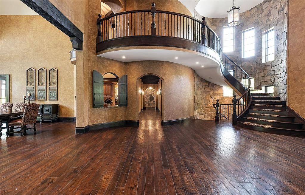 An Entertainment Oasis in Franklin, Michigan: Spectacular Estate on the Market for $6.99 Million