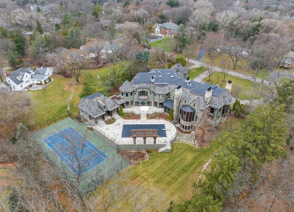 An Entertainment Oasis in Franklin, Michigan: Spectacular Estate on the Market for $6.99 Million