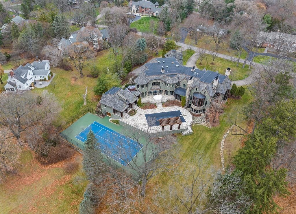 An Entertainment Oasis in Franklin, Michigan: Spectacular Estate on the Market for $6.99 Million