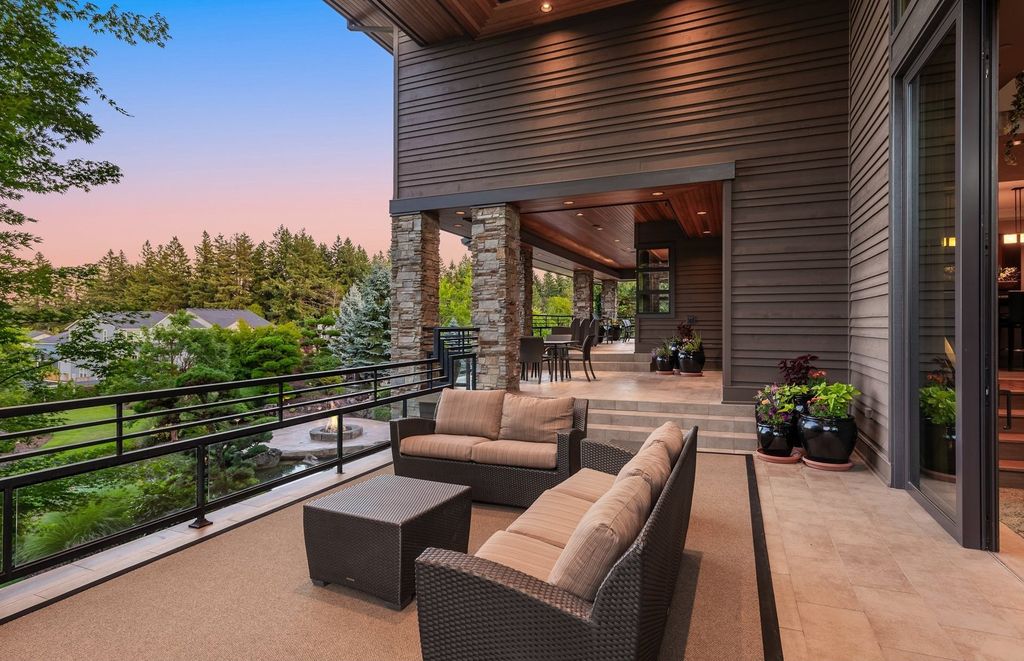 Architectural Marvel: Frank Lloyd Wright-Inspired Masterpiece on 2.2  Manicured Acres in Happy Valley, Oregon, Offered at $5.995 Million
