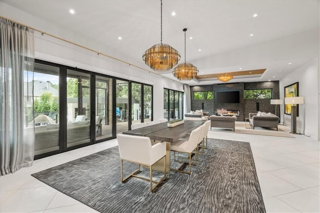 Atlanta Oasis: $3.99 Million Stunning Ultra-Contemporary Home with Lush Landscaping
