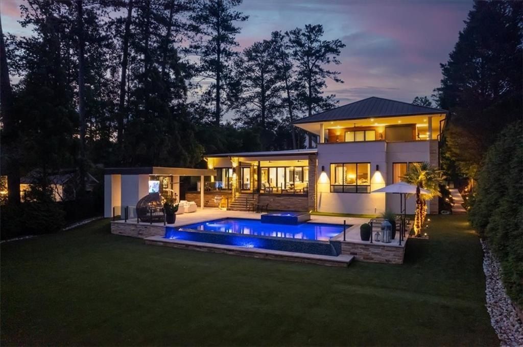 Atlanta Oasis: $3.99 Million Stunning Ultra-Contemporary Home with Lush Landscaping