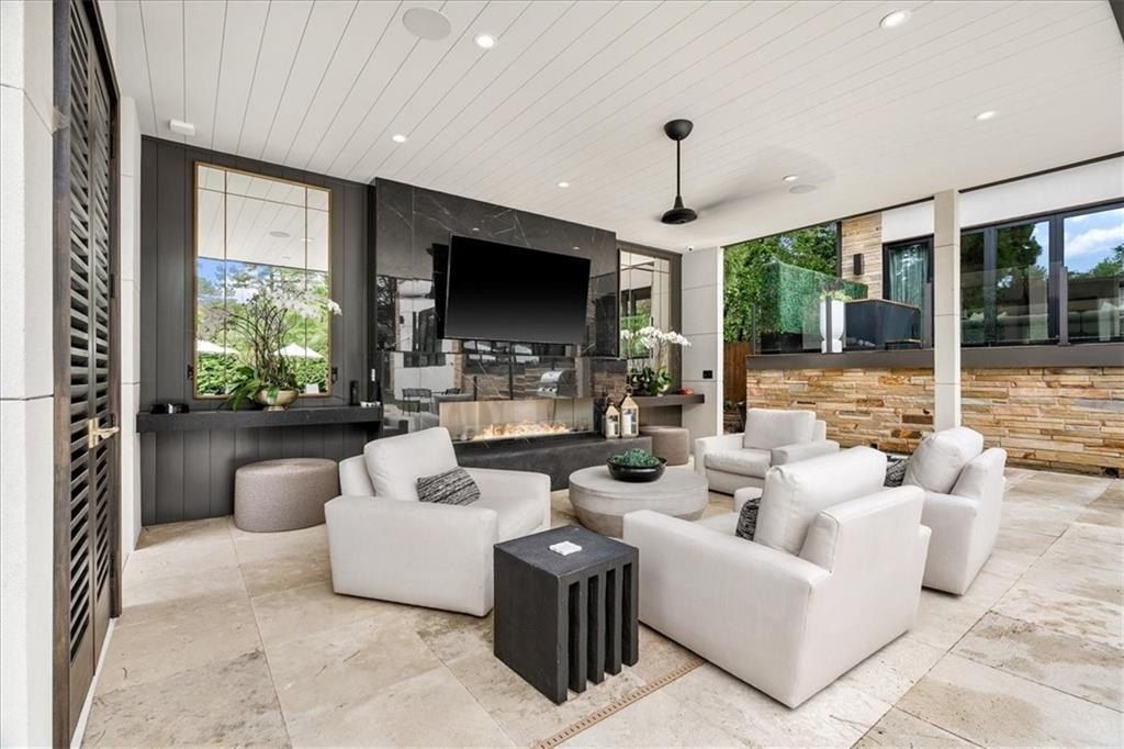 Atlanta Oasis: $3.99 Million Stunning Ultra-Contemporary Home with Lush Landscaping