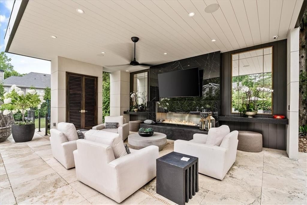 Atlanta Oasis: $3.99 Million Stunning Ultra-Contemporary Home with Lush Landscaping