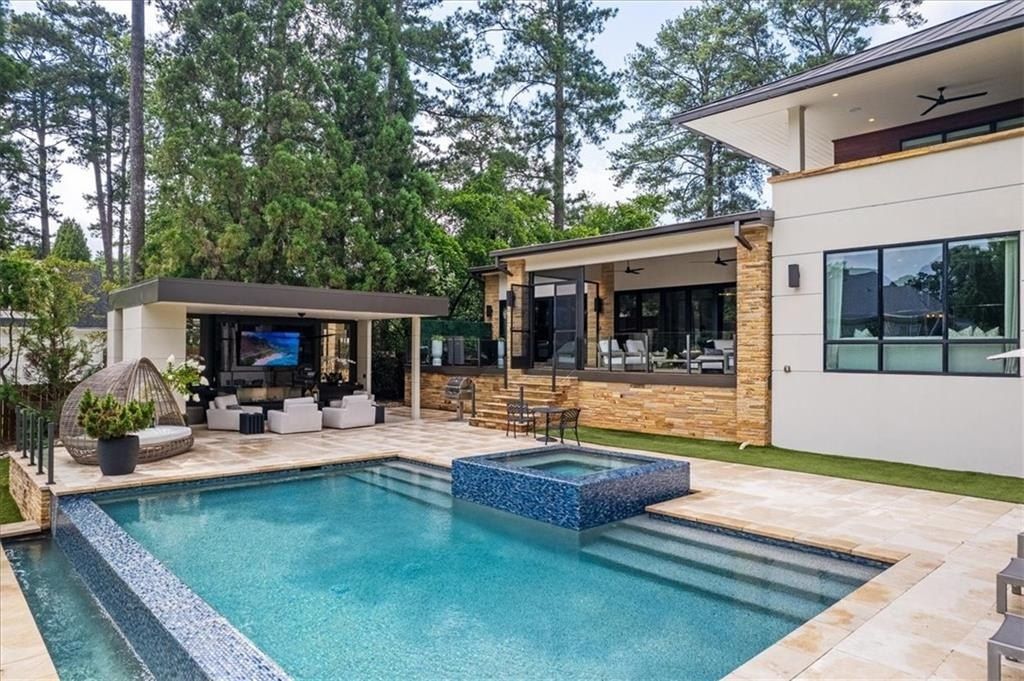 Atlanta Oasis: $3.99 Million Stunning Ultra-Contemporary Home with Lush Landscaping
