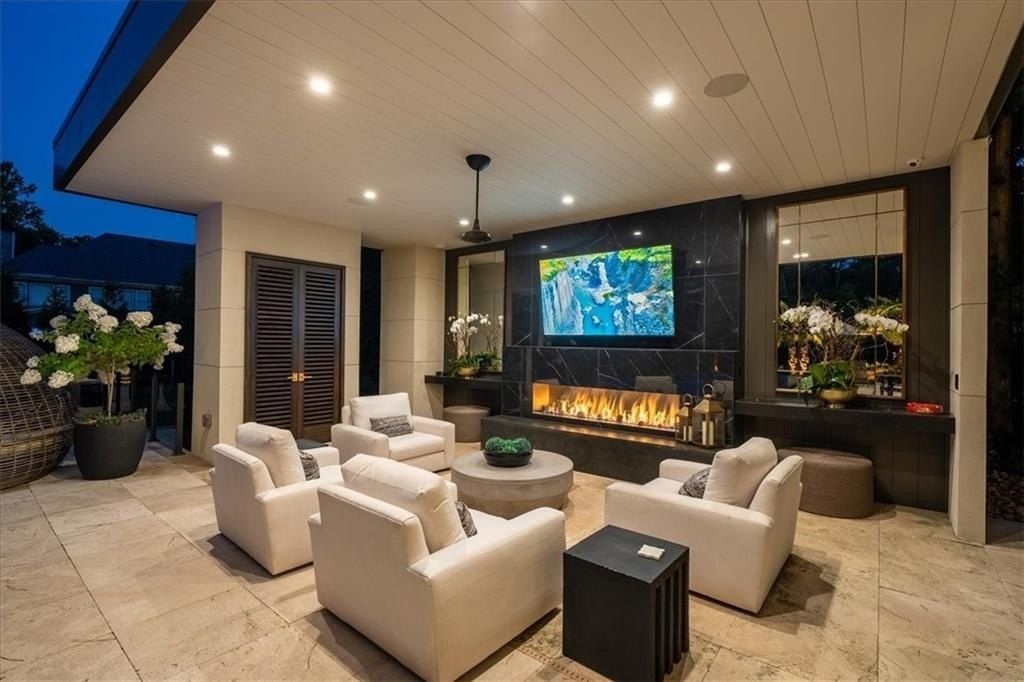 Atlanta Oasis: $3.99 Million Stunning Ultra-Contemporary Home with Lush Landscaping