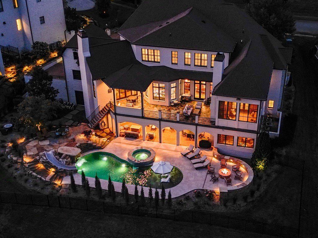 Captivating Knoxville, Tennessee Estate Offering Breathtaking Mountain Views at $3.8 Million
