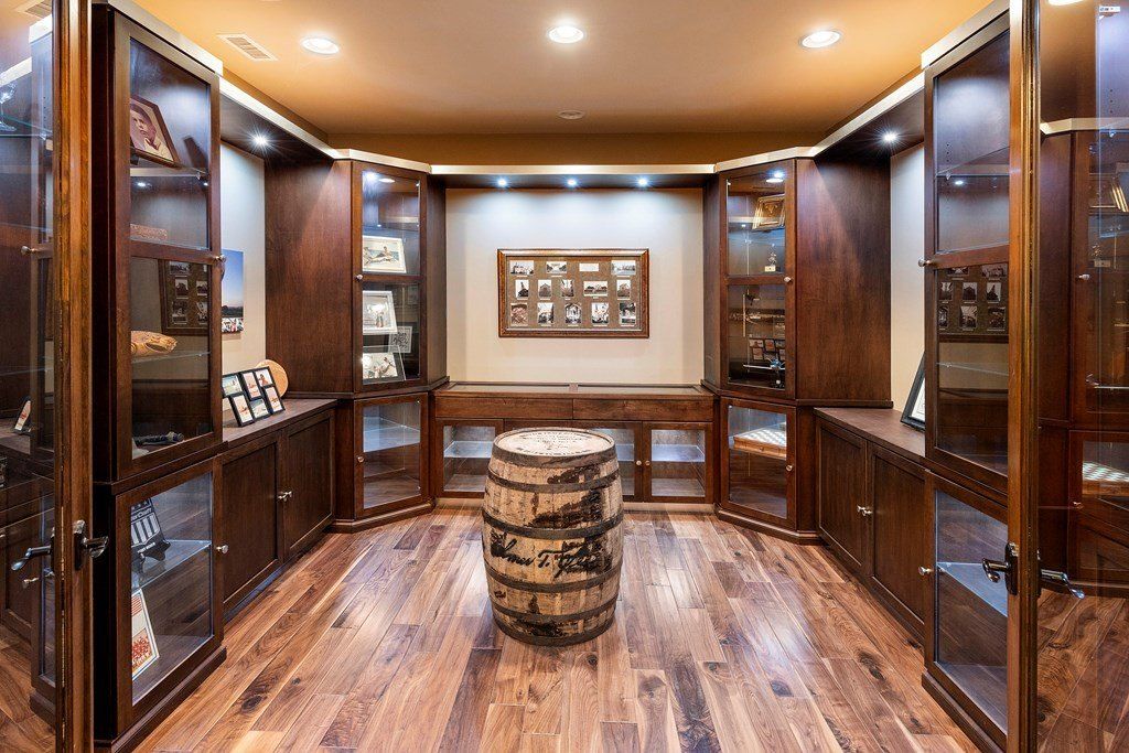 Captivating Knoxville, Tennessee Estate Offering Breathtaking Mountain Views at $3.8 Million