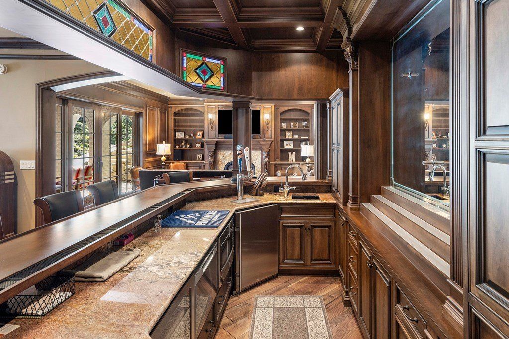 Captivating Knoxville, Tennessee Estate Offering Breathtaking Mountain Views at $3.8 Million