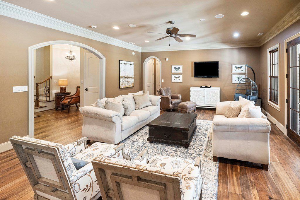 Captivating Knoxville, Tennessee Estate Offering Breathtaking Mountain Views at $3.8 Million