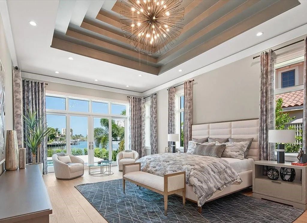 Experience waterfront luxury like never before at 3841 Crayton Road in Naples, Florida. This 5-bedroom, 6-bathroom masterpiece, built in 2023, is the result of a remarkable collaboration between Knauf Koenig, Falconer Jones, and Clive Daniel interior designers.