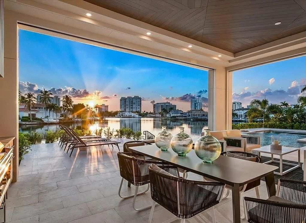 Experience waterfront luxury like never before at 3841 Crayton Road in Naples, Florida. This 5-bedroom, 6-bathroom masterpiece, built in 2023, is the result of a remarkable collaboration between Knauf Koenig, Falconer Jones, and Clive Daniel interior designers.