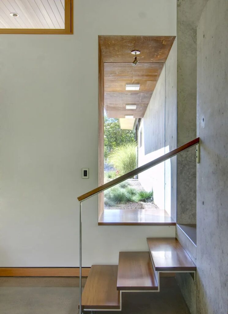 Creekside House Designed by Prentiss Balance Wickline Architects 3 1