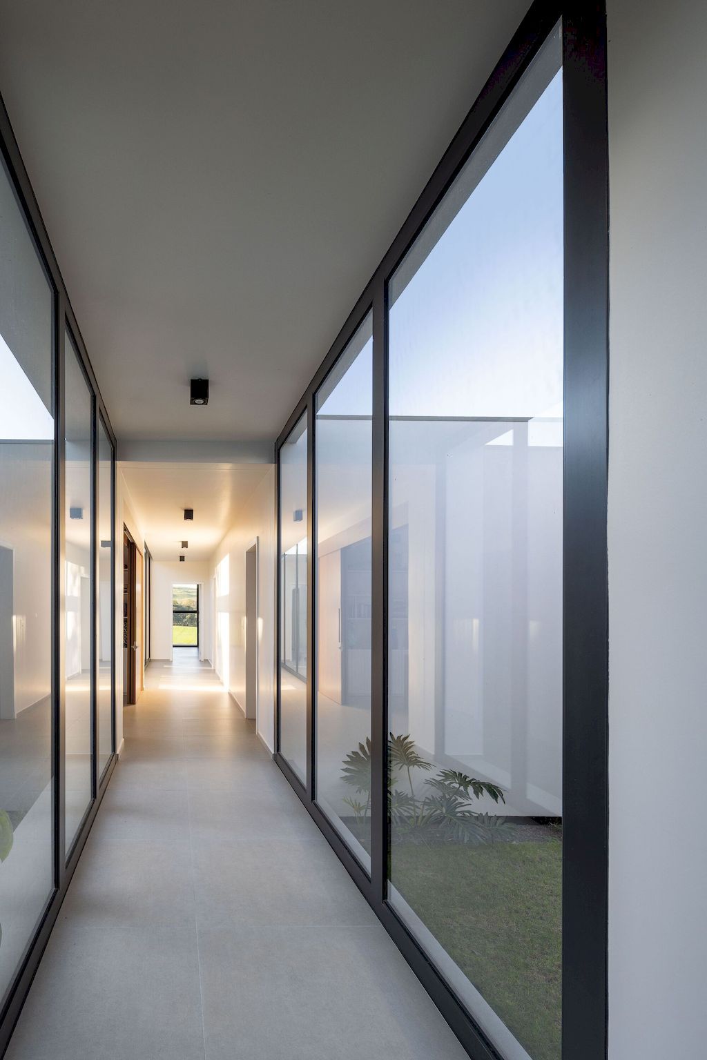 Cruzaltense Residence in Brazil by VOO® Arquitetura e Engenharia