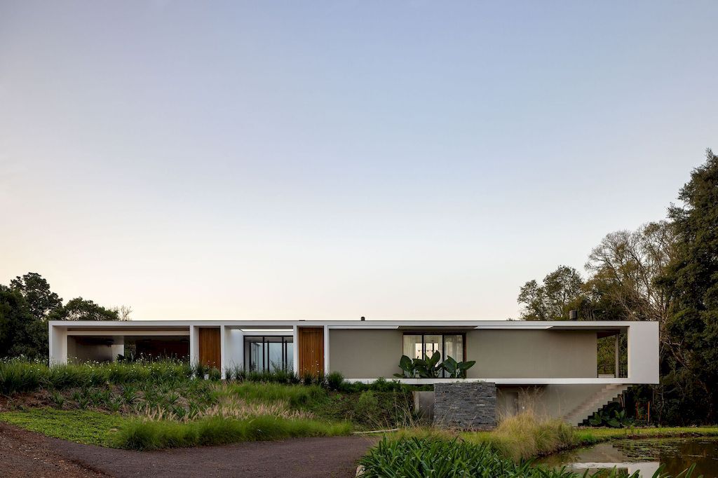Cruzaltense Residence in Brazil by VOO® Arquitetura e Engenharia