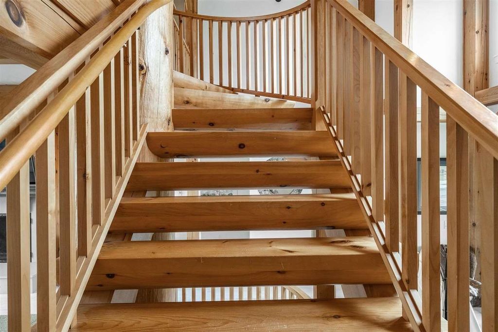 East Jordan, Michigan Gem: $4.495 Million for an Ideal Space with State-of-the-Art Amenities and Bold Design