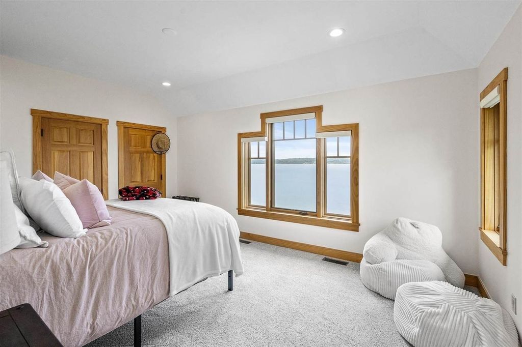 East Jordan, Michigan Gem: $4.495 Million for an Ideal Space with State-of-the-Art Amenities and Bold Design