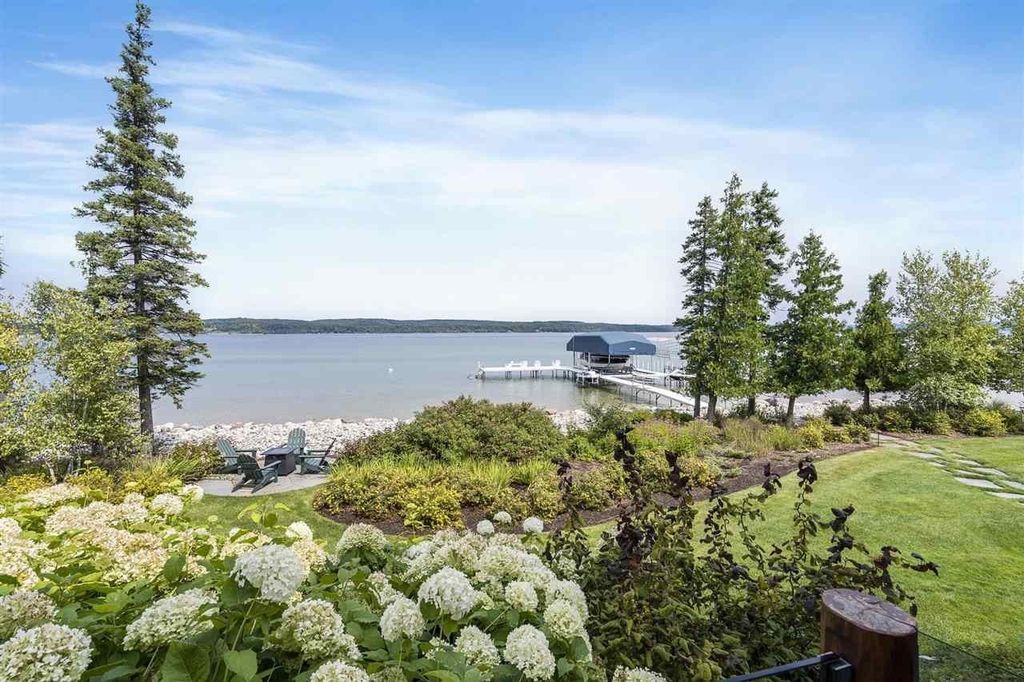 East Jordan, Michigan Gem: $4.495 Million for an Ideal Space with State-of-the-Art Amenities and Bold Design