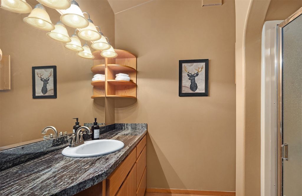 Embrace Serene Sophistication: The Secluded Hardrock Ranch Retreat in Republic, Washington, Listed for $3.585 Million