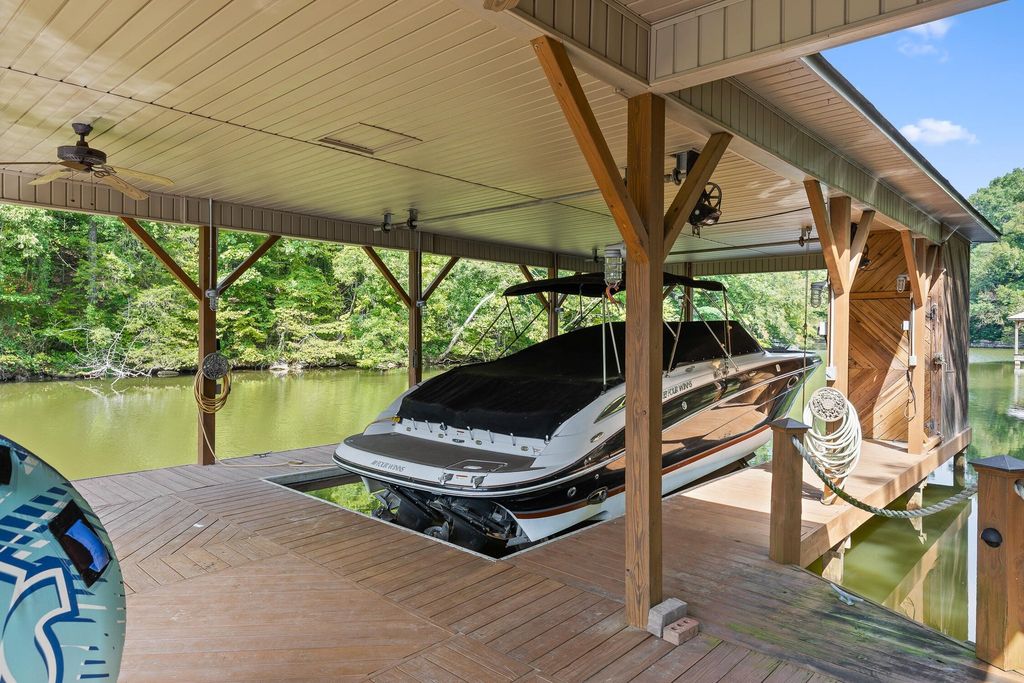 Endless Summer at Your Doorstep: Luxurious Lakefront Estate in Ooltewah, Tennessee, Offered at $2.65 Million