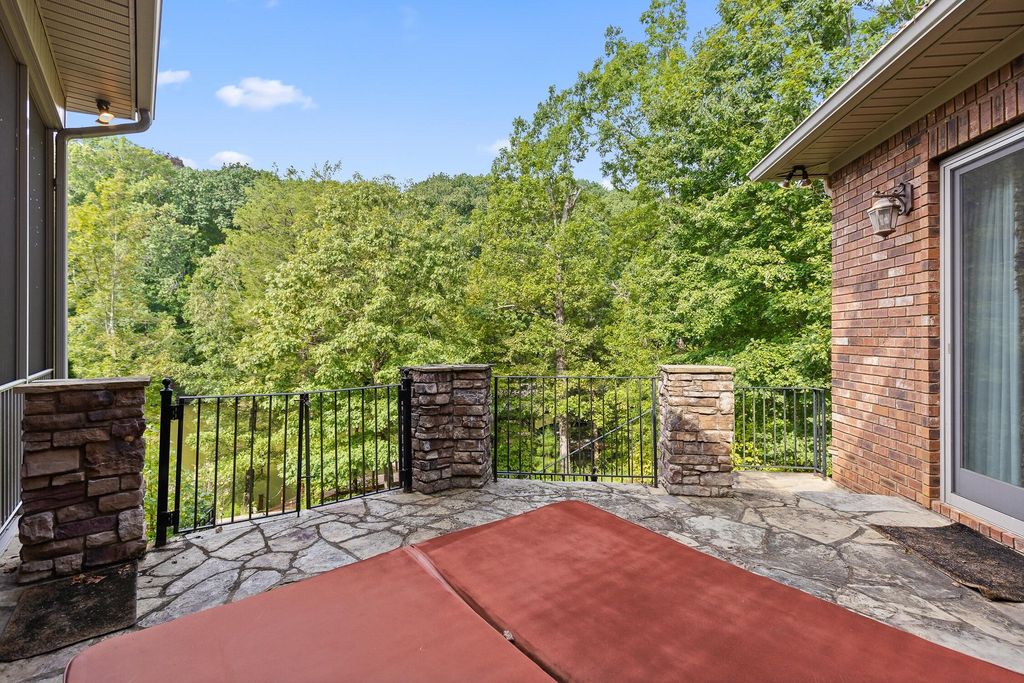 Endless Summer at Your Doorstep: Luxurious Lakefront Estate in Ooltewah, Tennessee, Offered at $2.65 Million