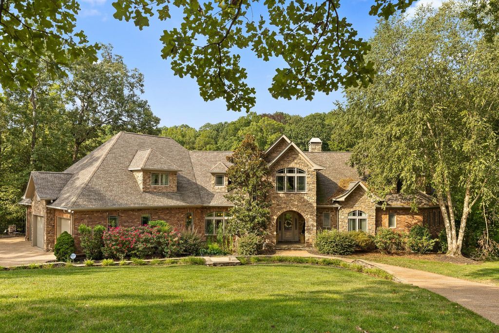 Endless Summer at Your Doorstep: Luxurious Lakefront Estate in Ooltewah, Tennessee, Offered at $2.65 Million