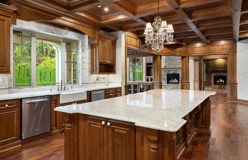 Exceptional Estate in Bellevue, Washington: Unmatched Luxury at $7,884,999