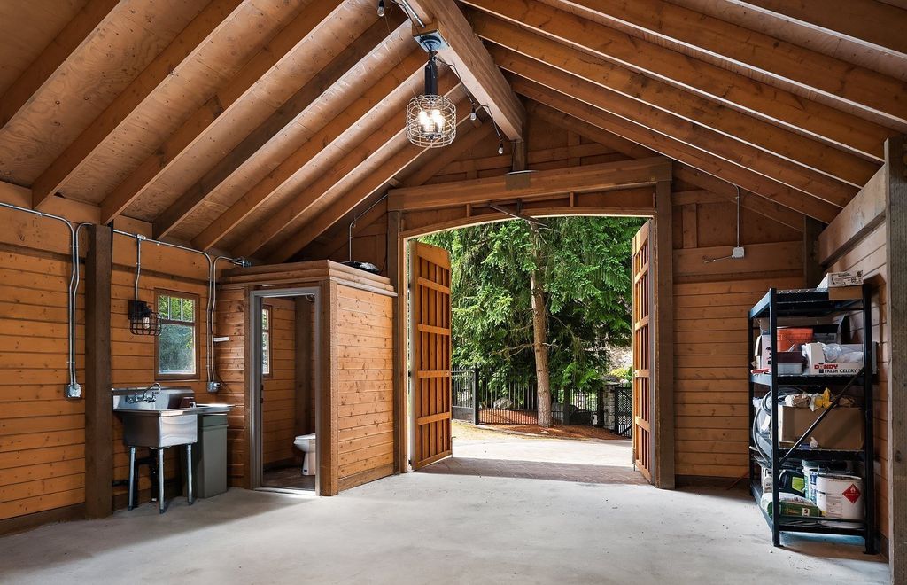 Exceptional Estate in Bellevue, Washington: Unmatched Luxury at $7,884,999