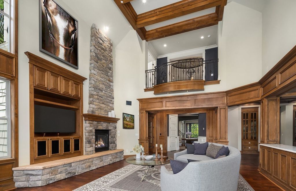 Exceptional Estate in Bellevue, Washington: Unmatched Luxury at $7,884,999