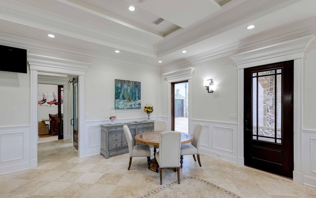Exploring 'The Mansion': A $4.5 Million Exemplar of Craftsmanship in Philadelphia, Mississippi