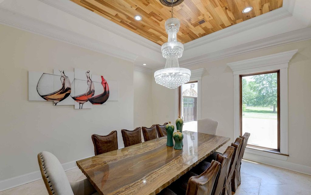 Exploring 'The Mansion': A $4.5 Million Exemplar of Craftsmanship in Philadelphia, Mississippi