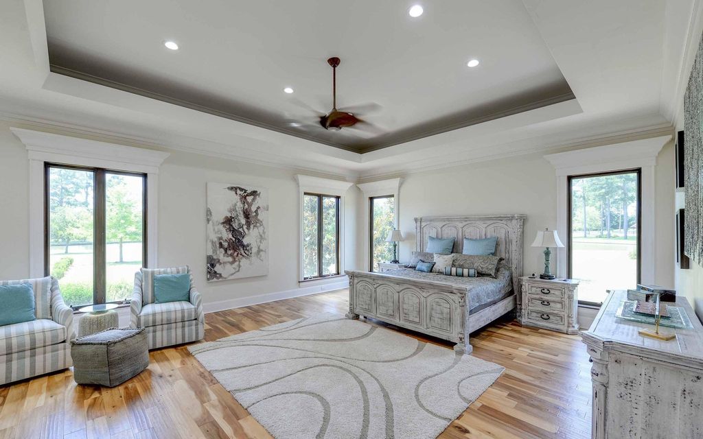 Exploring 'The Mansion': A $4.5 Million Exemplar of Craftsmanship in Philadelphia, Mississippi
